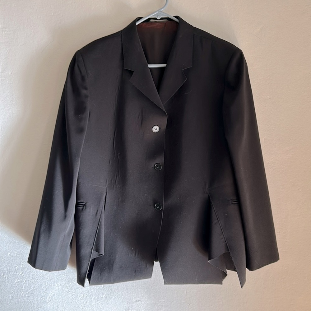 Martha Francois Girbard laser cut blazer. edgy and elegant avant garde design